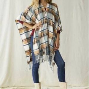 NWT Matilda Jane Ruana poncho